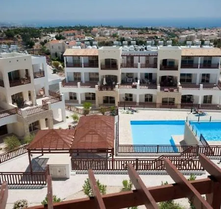 Luxury 2 Bedroom With Large Balcony, Pool View And Free Wifi Apartamento